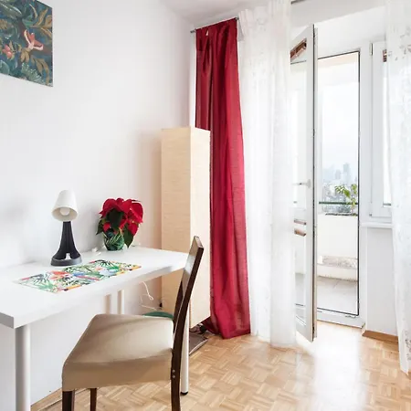 Apartment Room, Inflancka 19