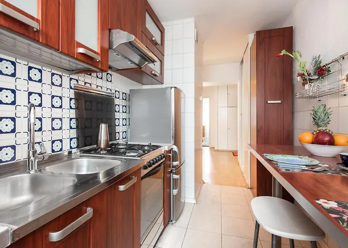 Room, Inflancka 19 아파트 바르샤바